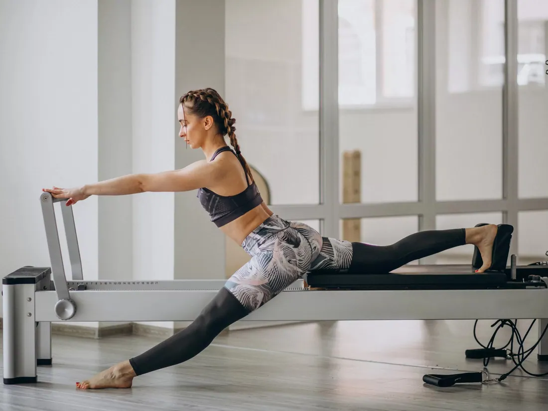 Private 1-on-1 instructor-led Reformer Pilates class at Dermalanya studio in Oba, Alanya